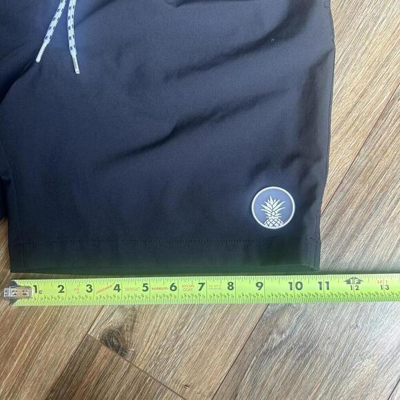 Chubbies Swim Trunks Black White Size Medium 7” Inseam Pink Mesh Liner - Picture 7 of 8